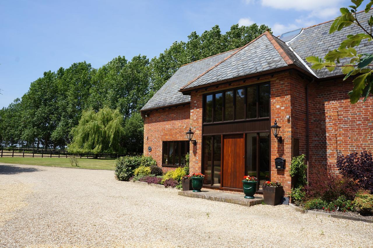 The Olde Barn Bed & Breakfast Lymington Dış mekan fotoğraf